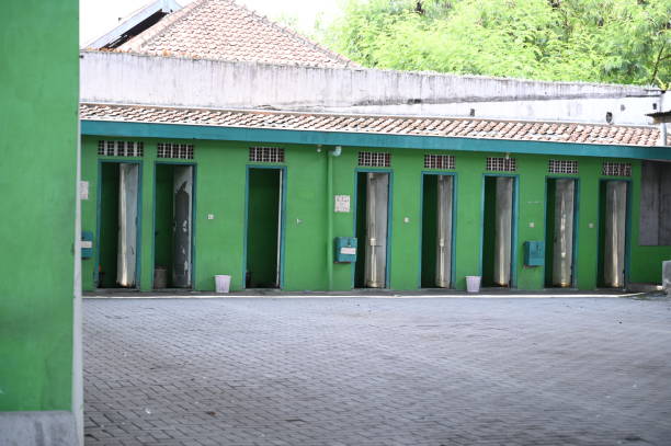 Portable Toilet Options We Offer in Maili, HI